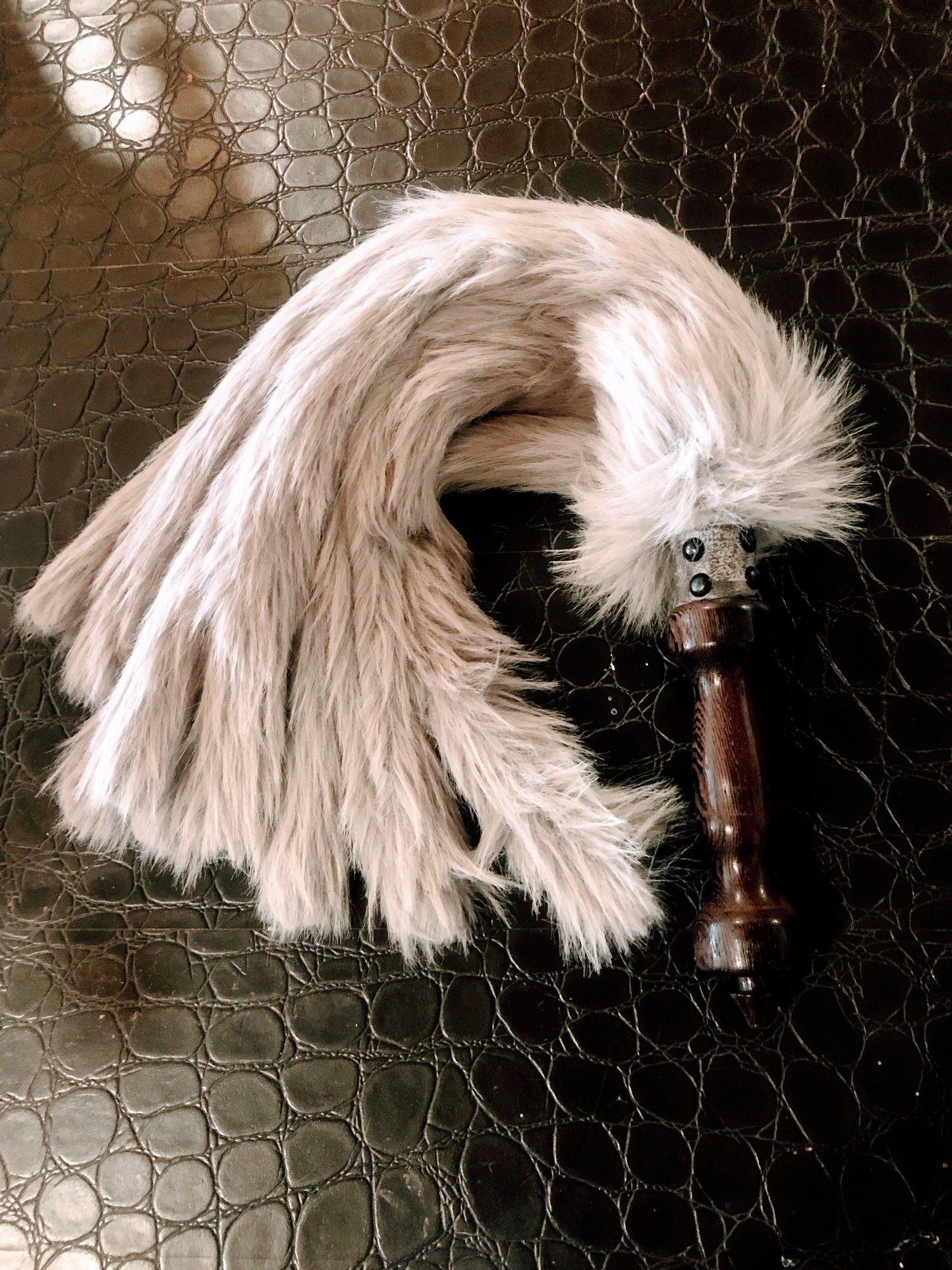 “Angry wolf” weighted fluffy flogger