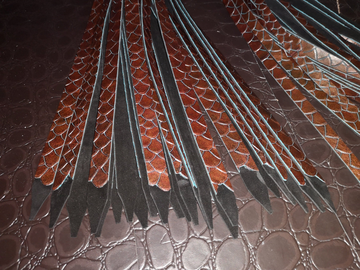 “Scaled” leather 2 ply flogger