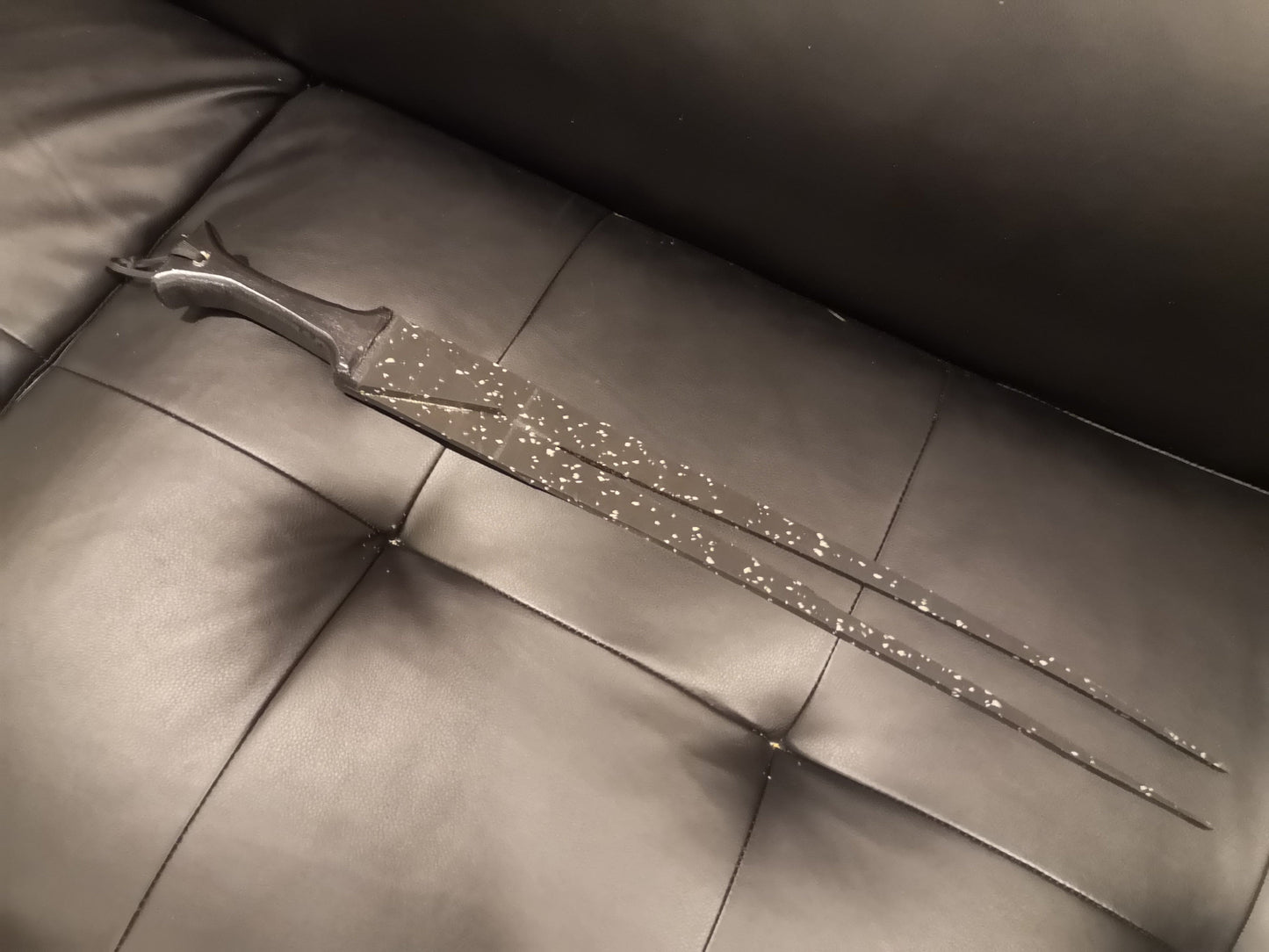 Rubber split tongue (paddle/whip)