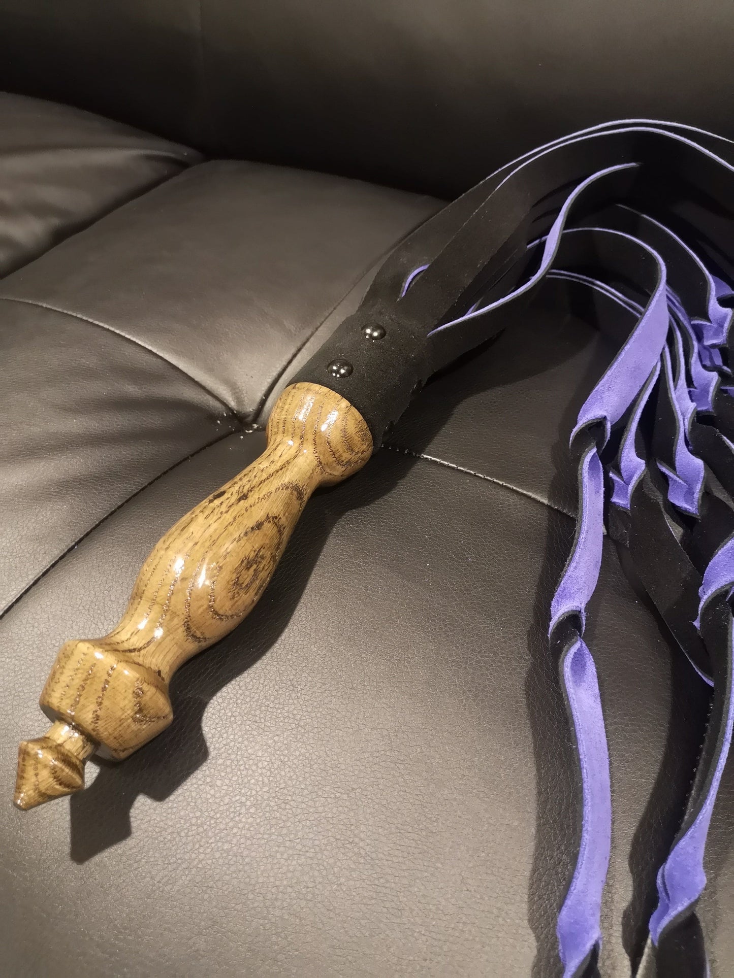 Double ply suede leather flogger