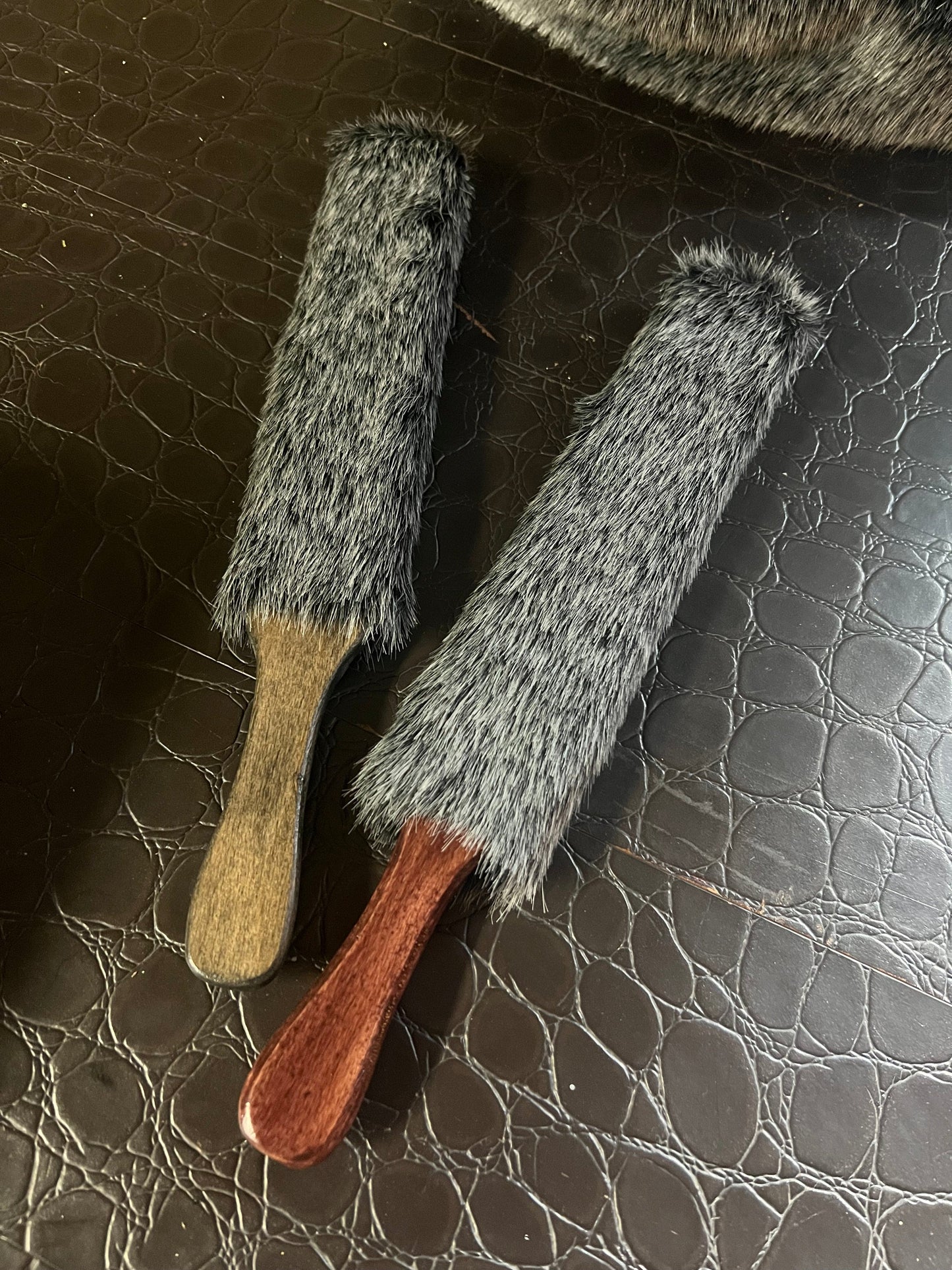 “Fluffy Thumper” paddle